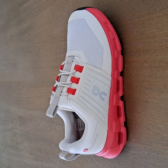 On Running Other - On Cloudswift Kids - Color: Desert / Red - Size: Kids 2